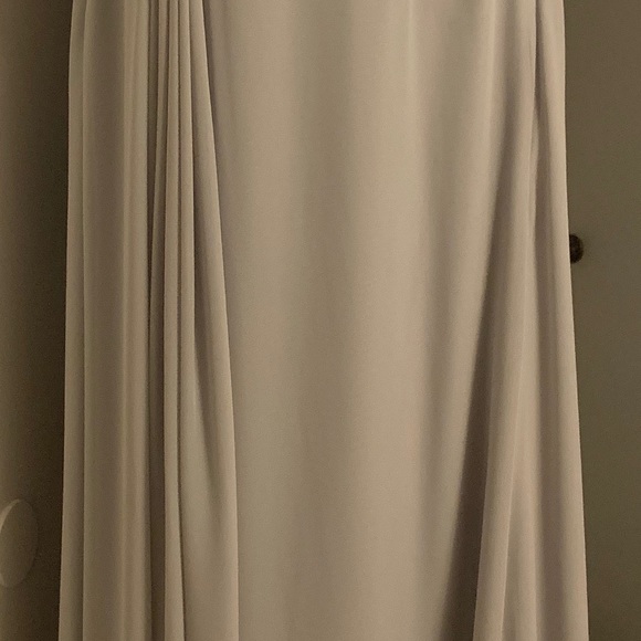 Dress - Picture 5 of 5
